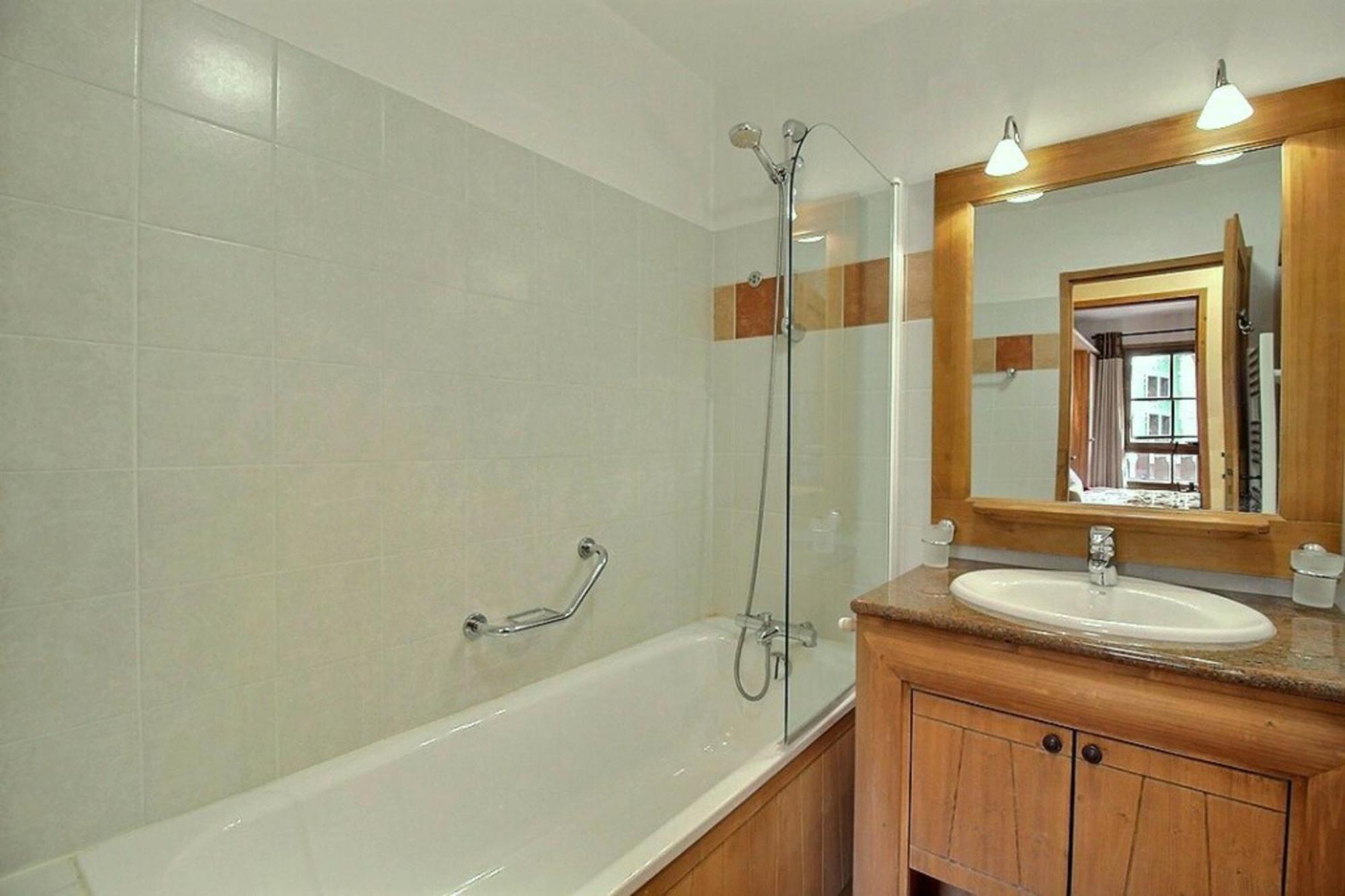 Arc 1950 - Appartement Moderne - Sauna Hammam Jacuzzi - 4 Personnes Les Arcs  Екстериор снимка